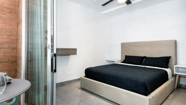 Majestic studio steps away from the beach I THE GALLERY