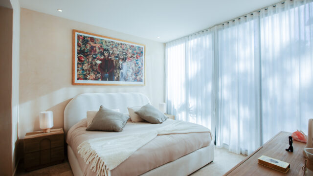 13. MainBedroom_Showroom