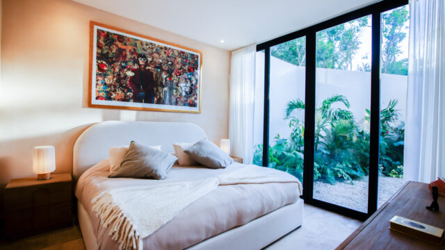 14. MainBedroom_Showroom