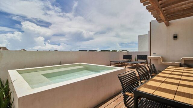 Beautiful 3-bedroom penthouse w/ private pool at Aldea Zama, Tulum, Quintana Roo