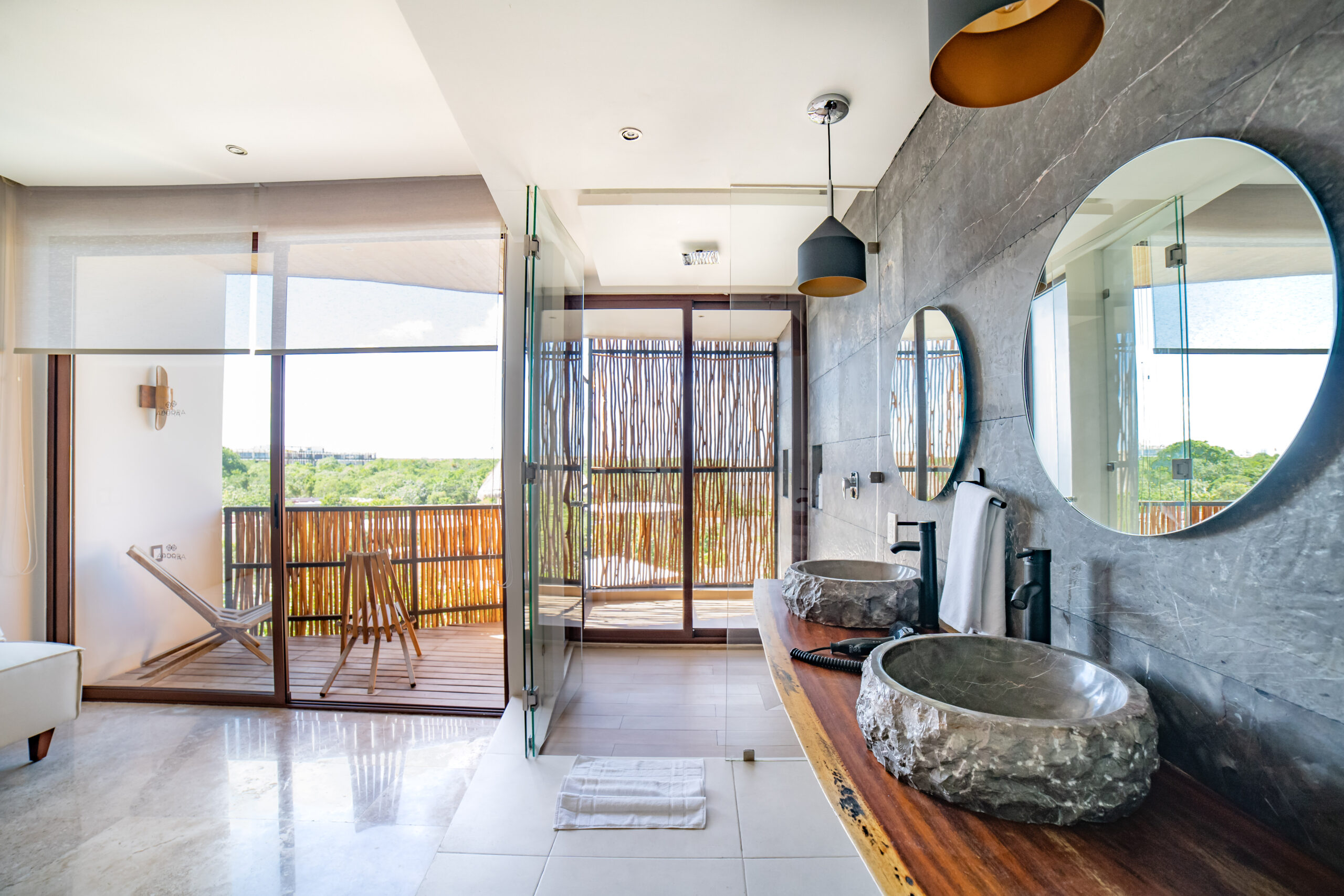 INTERIORES-09589