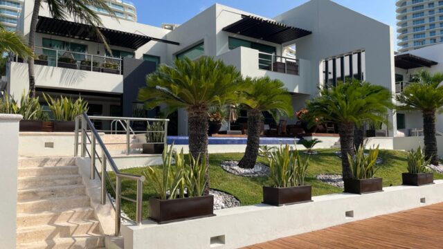 Luxury Villa for Sale in Novo Cancun, Puerto Cancun