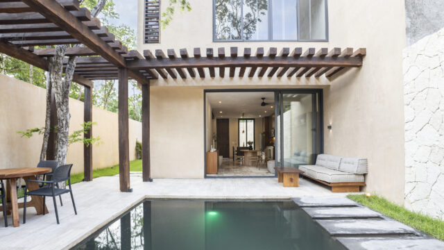 “Prestigious Tulum Townhouse: Private Pool, Rooftop Terrace, and Modern Design”