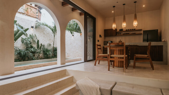 Stunning house in the heart of La Veleta! Immediate delivery