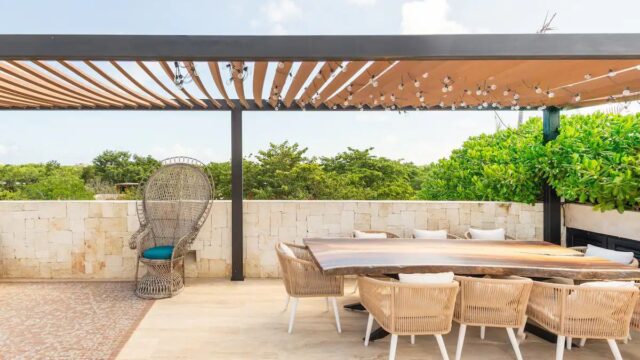 WhatsApp Image 2024-10-29 at 11.23.58 AM (1)