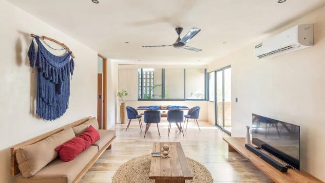 WhatsApp Image 2024-10-29 at 11.24.02 AM