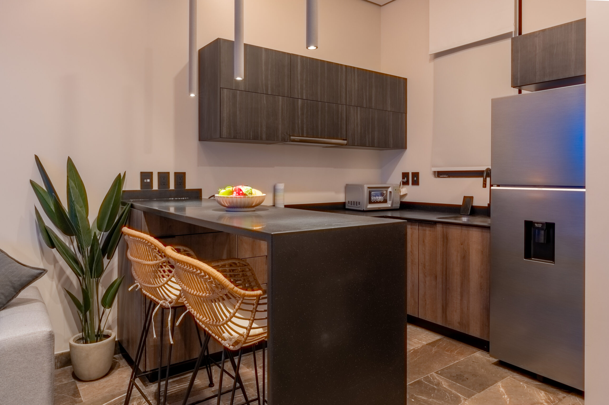 INTERIORES–17
