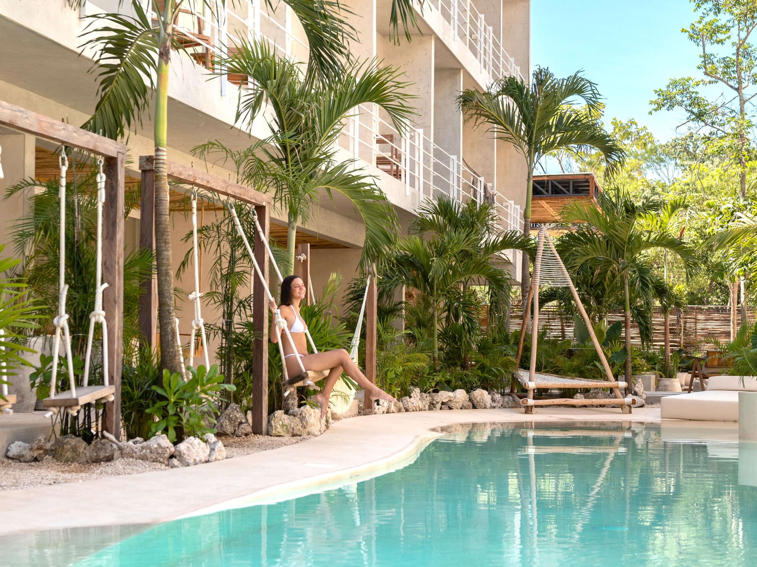 18. TULUM SWINGS